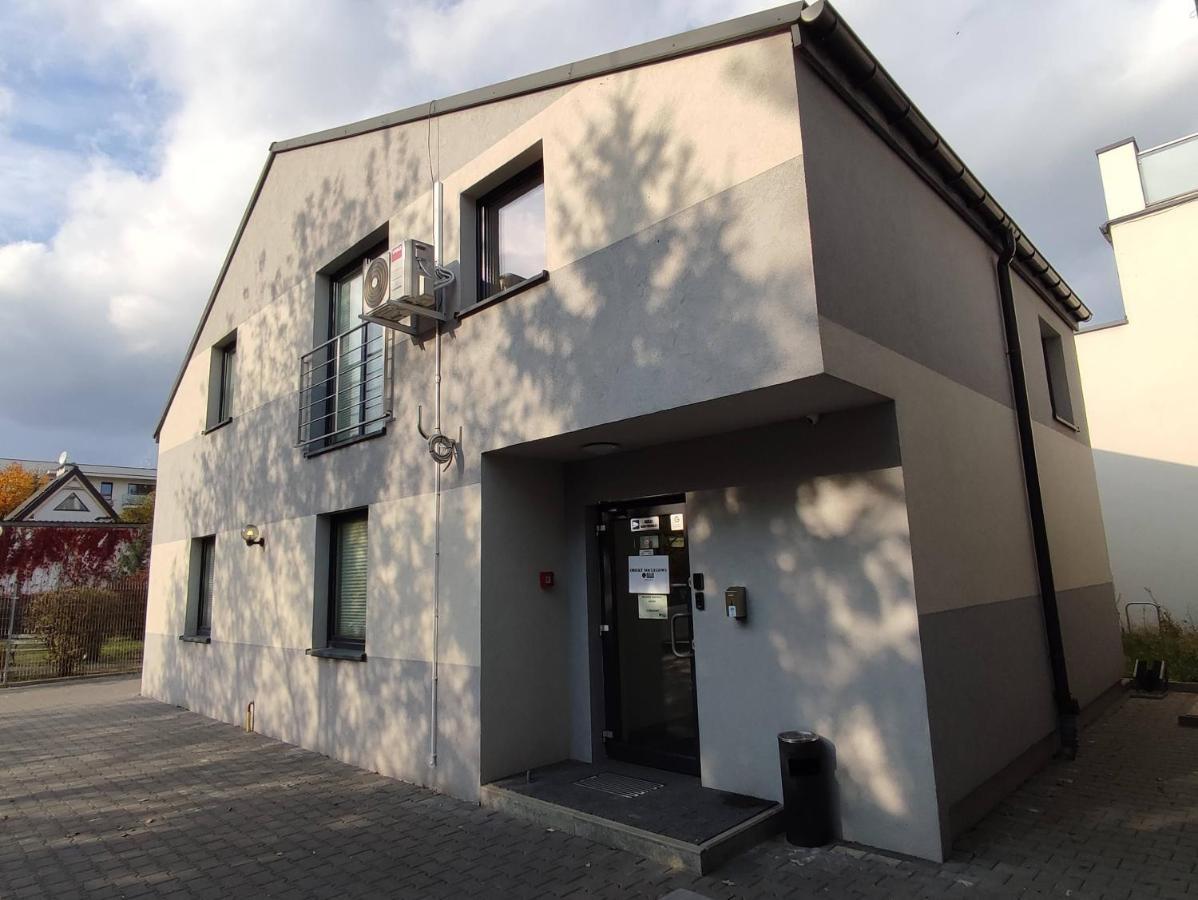Obiekt Noclegowy Ocelot Pruszków Buitenkant foto